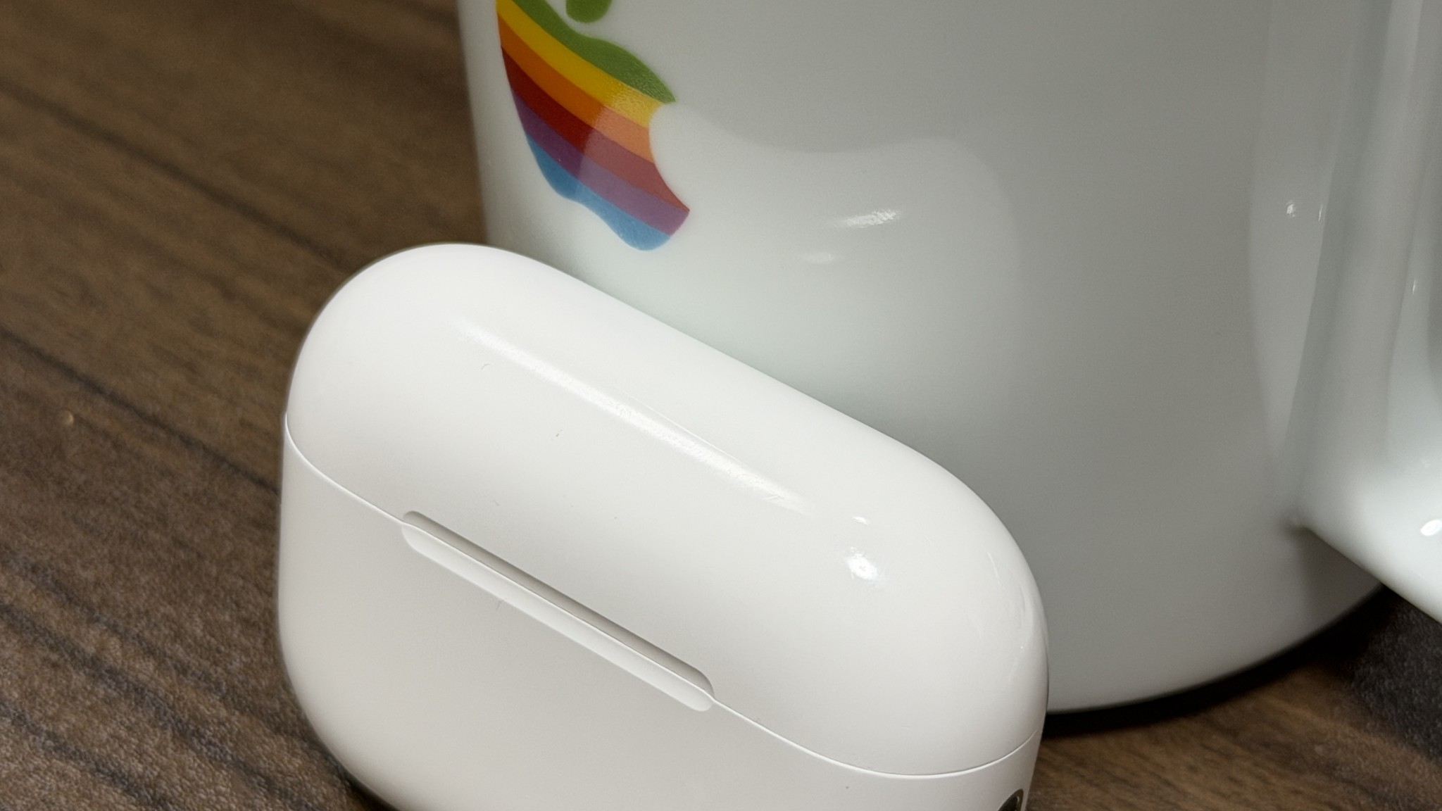 運営者が所有するAirPods Pro 3の実機写真
