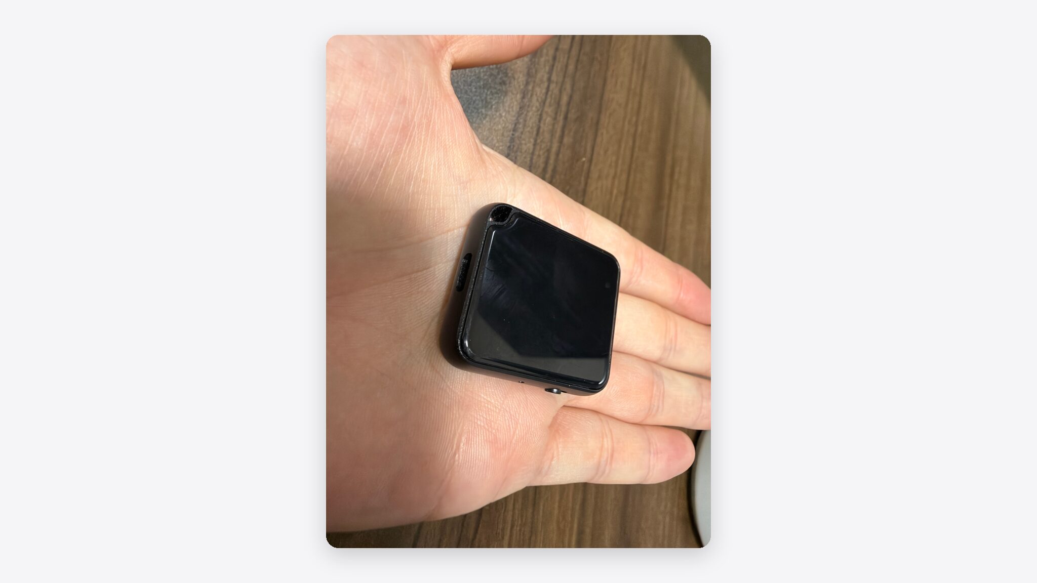 超小型ICレコーダーQZTの実機写真