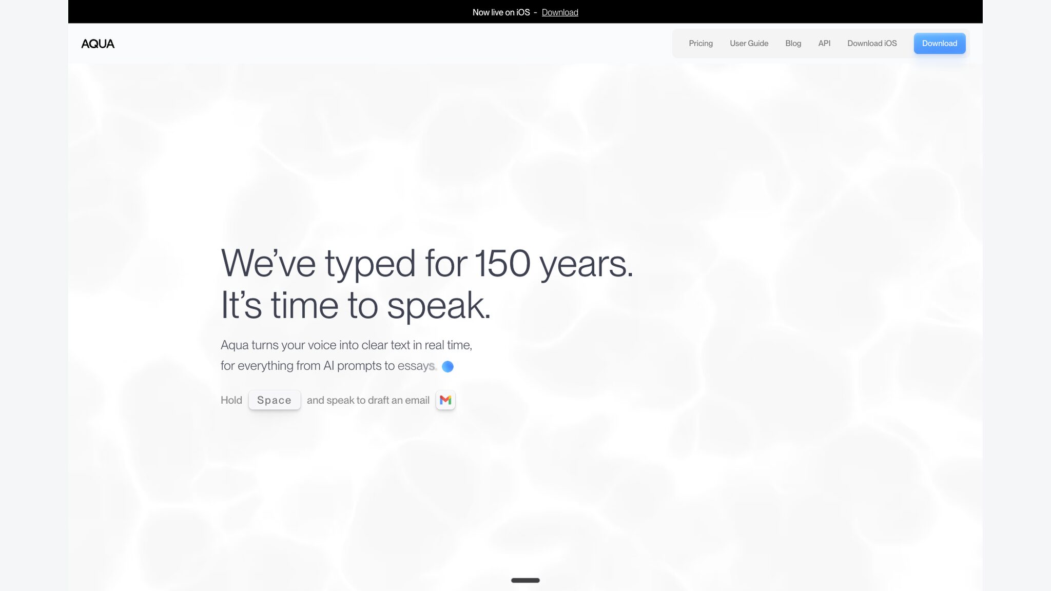 Aqua Voiceの入力画面のスクリーンショット。押しながら話すと文字が出る挙動がわかる